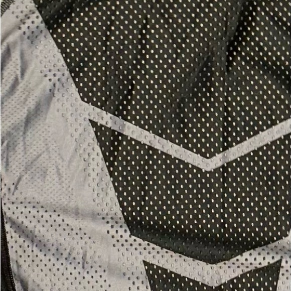 Nike Pro Combat Dri-Fit long sleeve top. - Picture 5 of 5